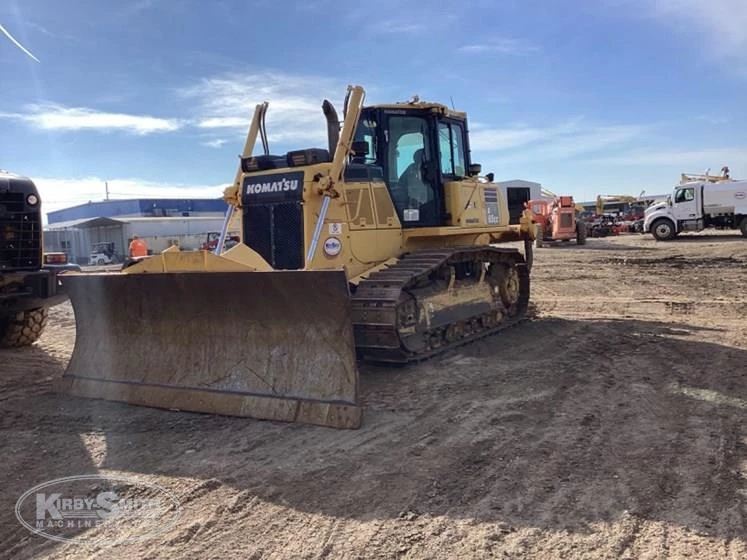 Used Komatsu Dozer